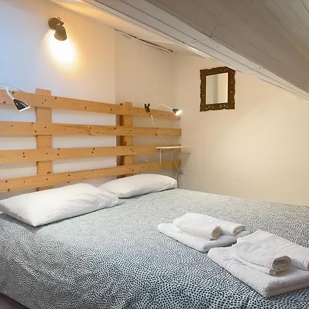 2 Minutes' Walk To The With 3 Apartamento