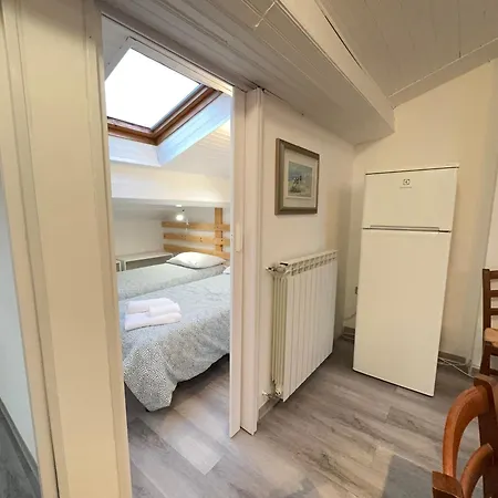 2 Minutes' Walk To The With 3 * Bordighera