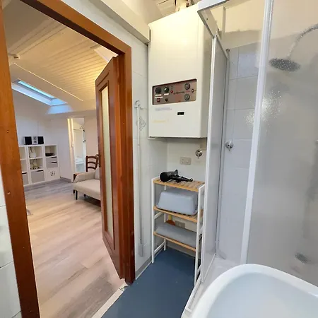 Apartamento 2 Minutes' Walk To The With 3 Bordighera