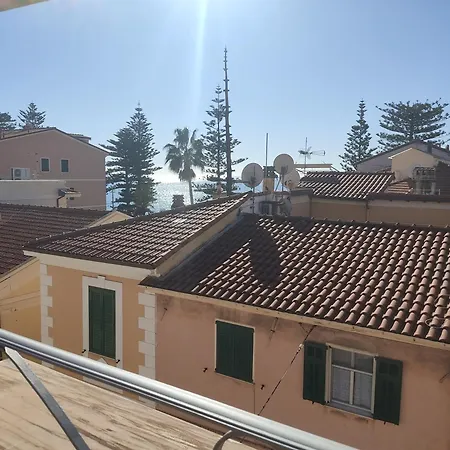 2 Minutes' Walk To The With 3 Apartamento *